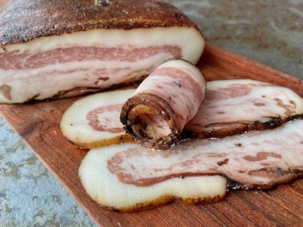 Guanciale di Puro Suino wędlina dojrzewająca suszona